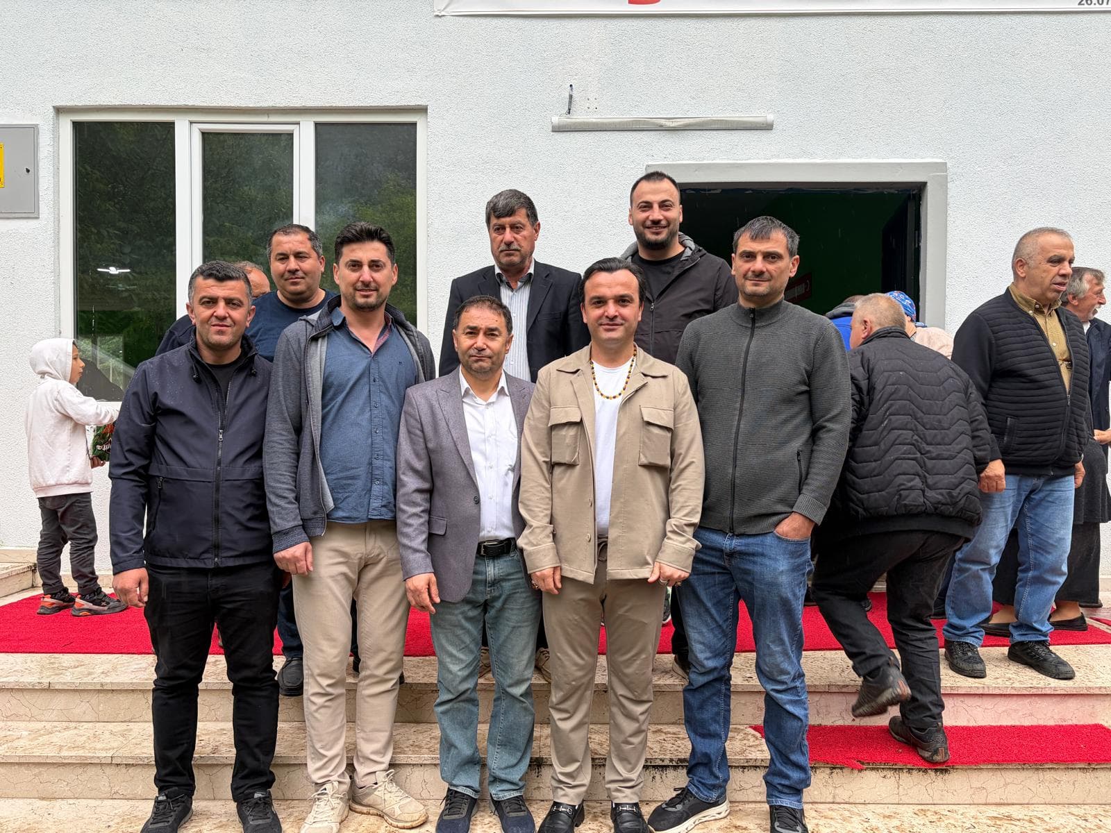 Çukurçal Köyü’nde Bayram Misafirleri Ağırlandı fotoğrafı 11