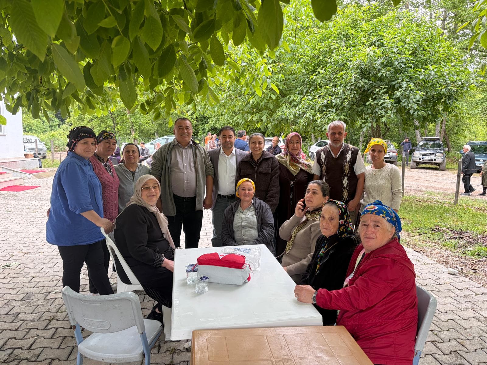 Çukurçal Köyü’nde Bayram Misafirleri Ağırlandı fotoğrafı 22