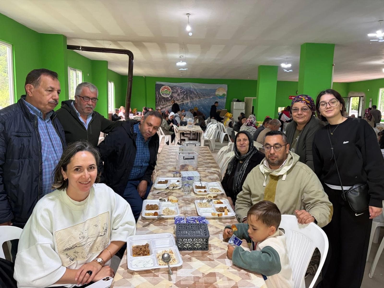 Çukurçal Köyü’nde Bayram Misafirleri Ağırlandı fotoğrafı 3