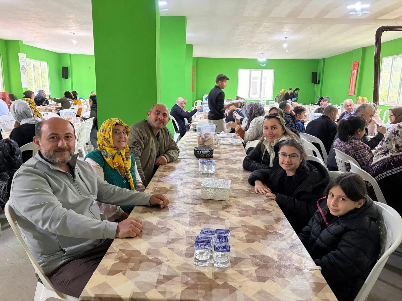 Çukurçal Köyü’nde Bayram Misafirleri Ağırlandı fotoğrafı 5