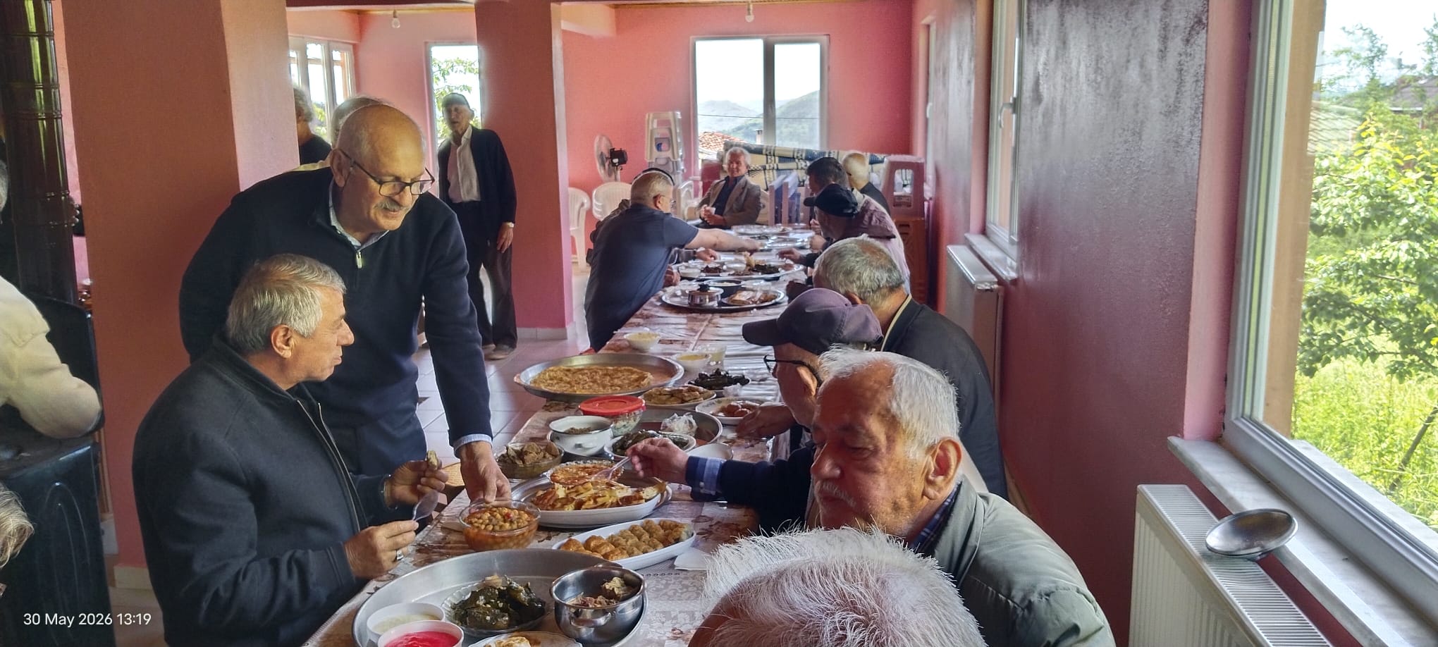 Döngelce Köyü ve Kirazdere Mahallesi’nde Bayram Misafirleri Ağırlandı